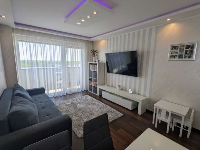 Mieszkanie 2-pokojowe Warszawa Nowodwory, ul. Światowida. Zdjęcie 1