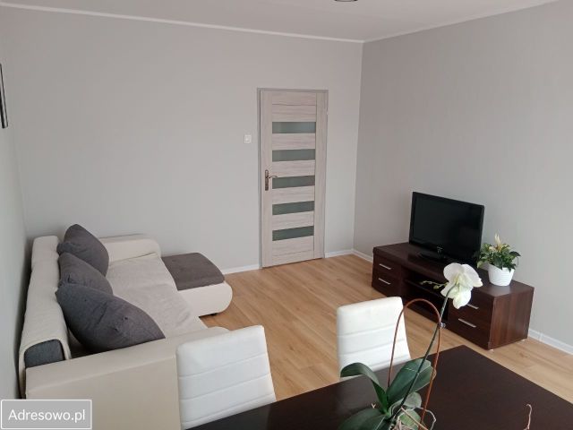 Mieszkanie 3-pokojowe Bielawa, os. XXV-lecia PRL. Zdjęcie 1