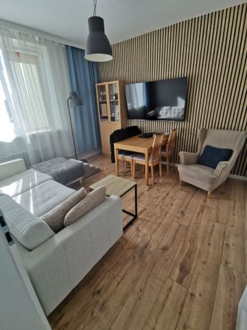 Mieszkanie 3-pokojowe Zabrze Centrum, ul. dr. Bronisława Hagera. Zdjęcie 1