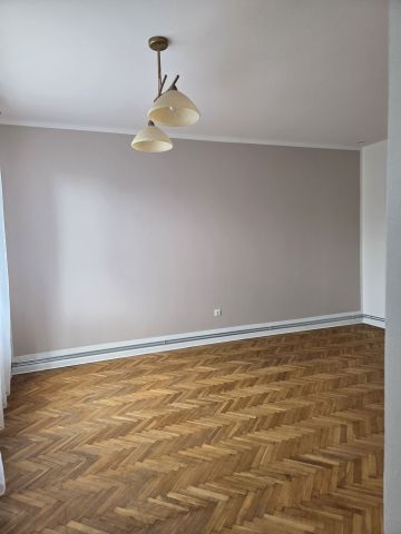Mieszkanie 1-pokojowe Jasło, ul. Kornela Ujejskiego. Zdjęcie 1