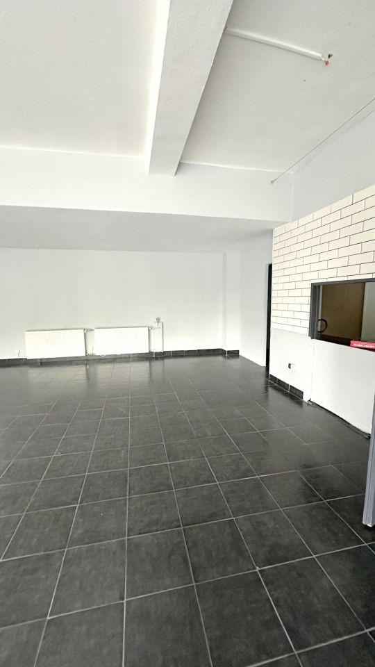 Lokal Łódź Dąbrowa. Zdjęcie 5