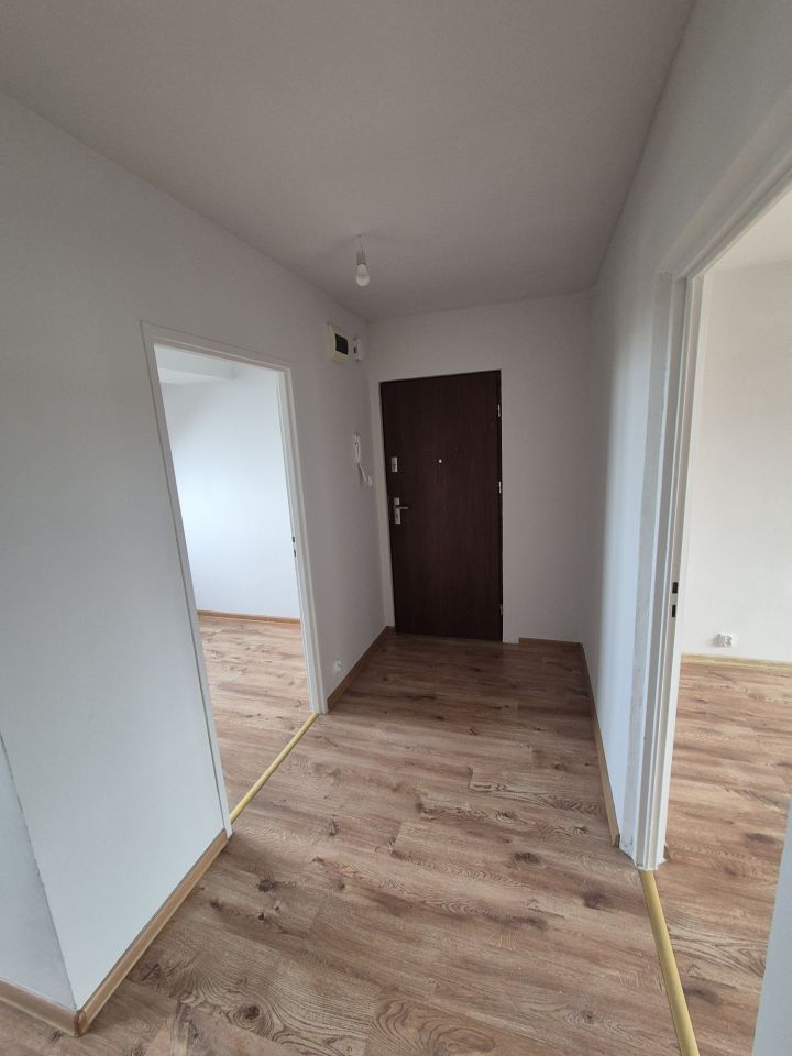 Mieszkanie 3-pokojowe Mielec Smoczka. Zdjęcie 4