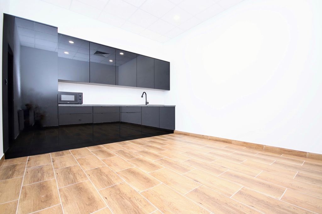Biuro Rzeszów, ul. Ceramiczna. Zdjęcie 7