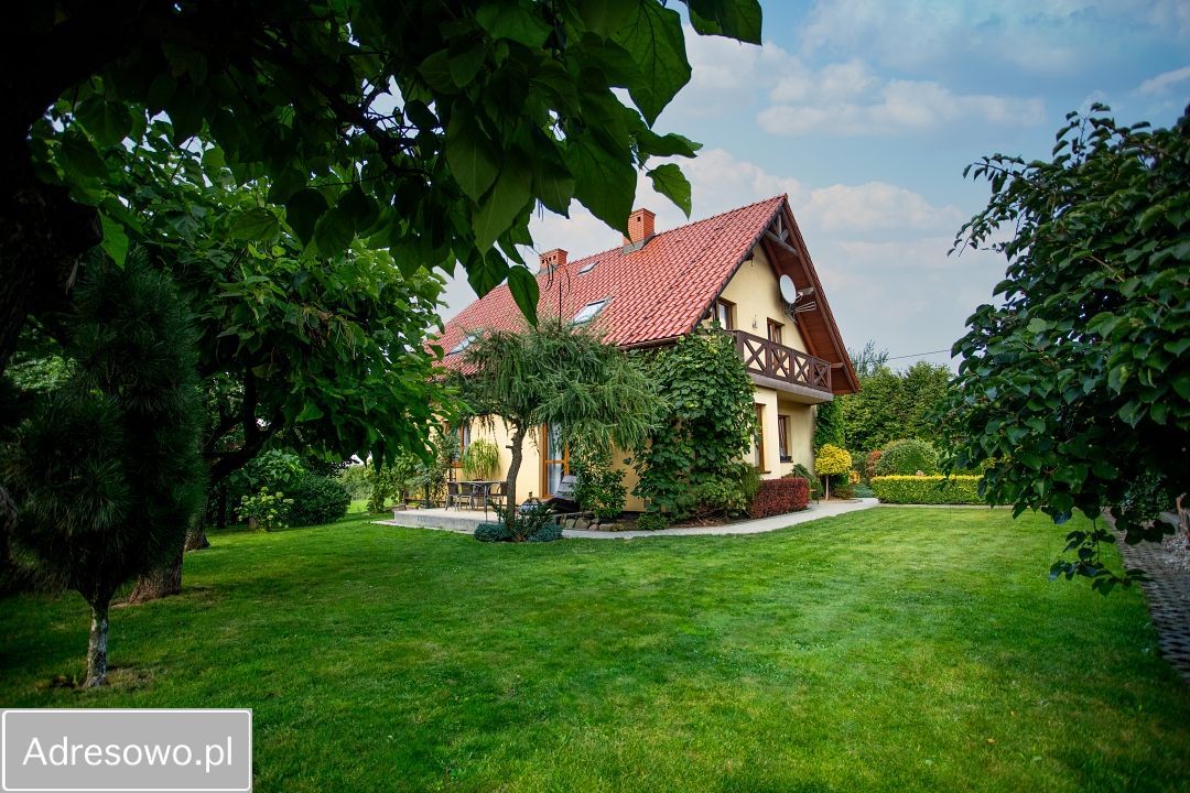 dom wolnostojący, 5 pokoi Bielsko-Biała Lipnik, ul. Krakowska. Zdjęcie 2