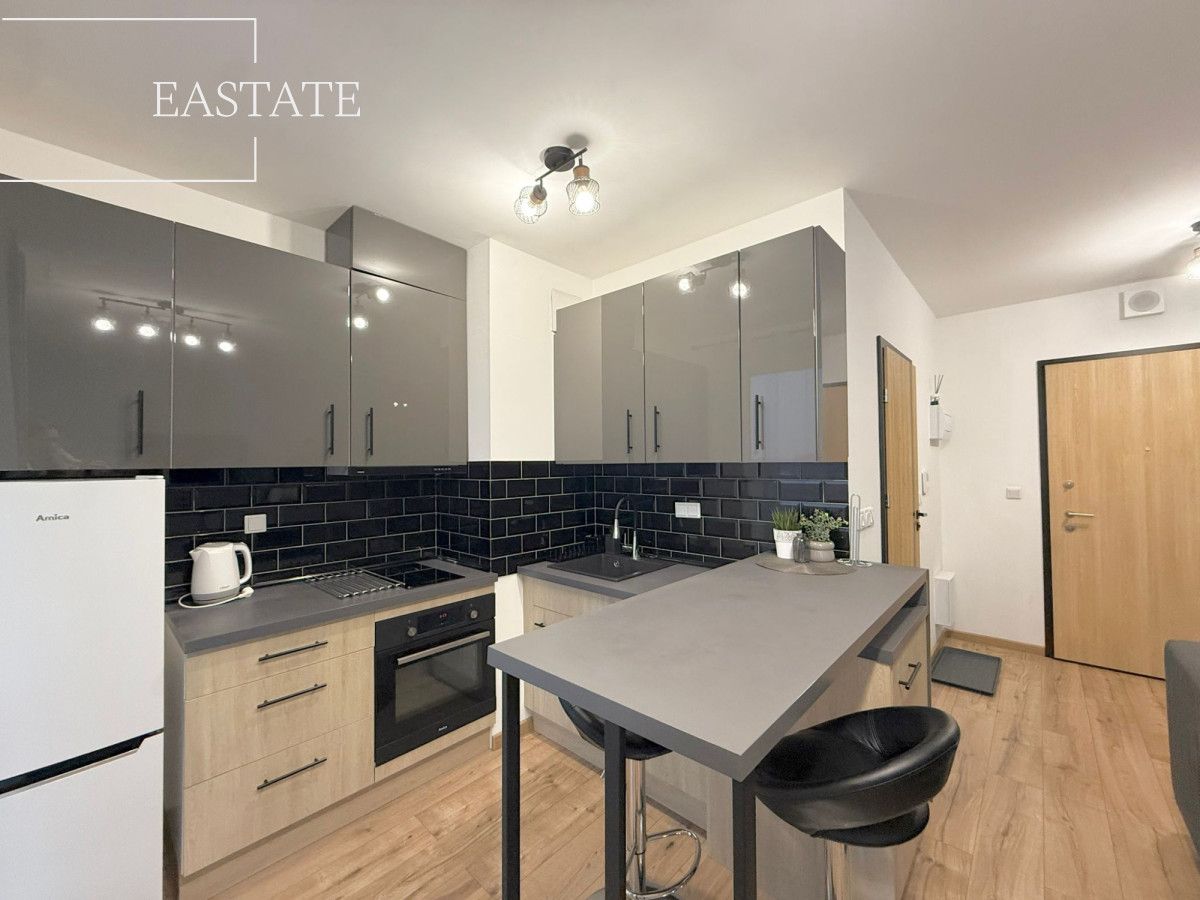 Mieszkanie 1-pokojowe Warszawa Włochy, ul. Wiktoryn. Zdjęcie 2