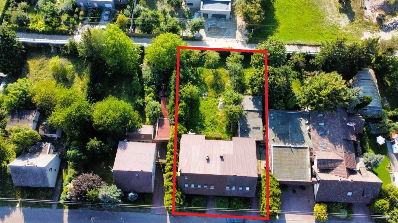 dom wolnostojący, 10 pokoi Międzyrzecz, os. Zamkowe. Zdjęcie 2