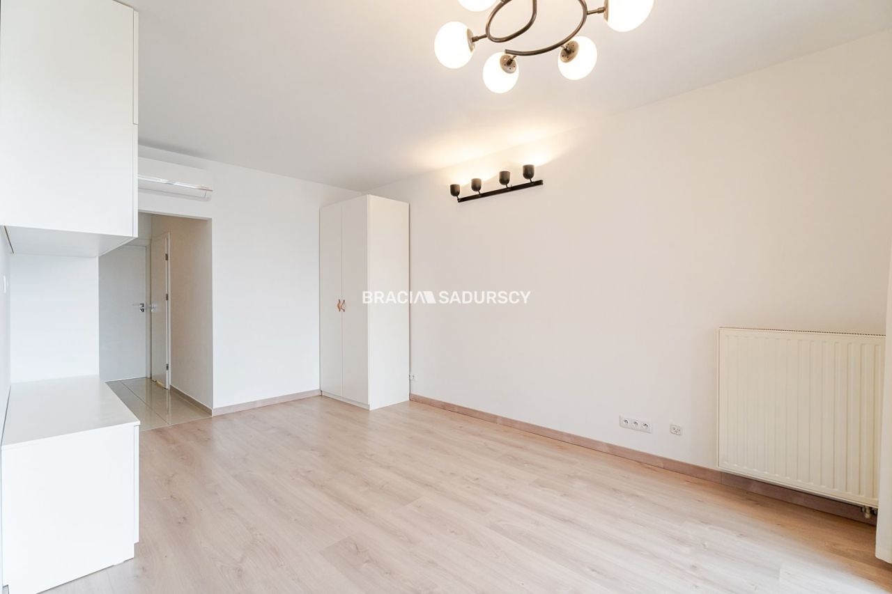 Mieszkanie 3-pokojowe Kraków Dębniki, ul. Czerwone Maki. Zdjęcie 23