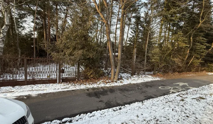 Działka budowlana Józefów, ul. Wiązowska