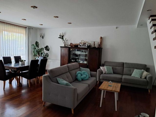 dom szeregowy Warszawa Białołęka, ul. Stanisława Chudoby. Zdjęcie 1