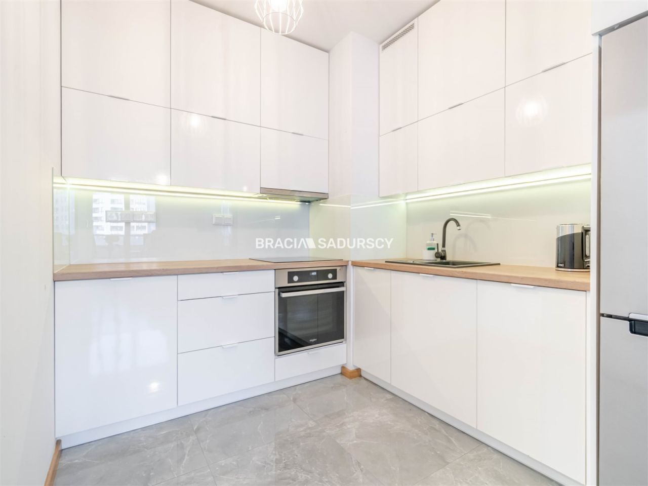 Mieszkanie 2-pokojowe Kraków Dębniki, ul. Czerwone Maki. Zdjęcie 3