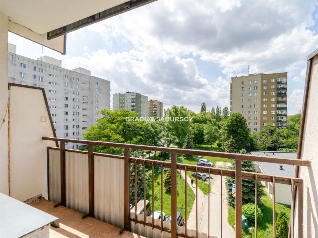 Mieszkanie 4-pokojowe Kraków Czyżyny, os. Dywizjonu 303. Zdjęcie 35