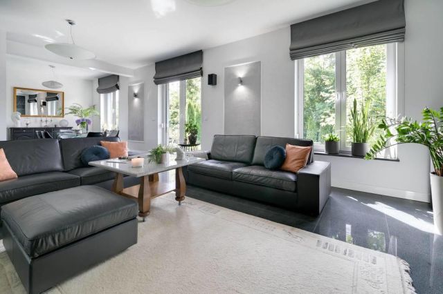 dom wolnostojący, 5 pokoi Brwinów, ul. Powstańców Warszawy. Zdjęcie 2