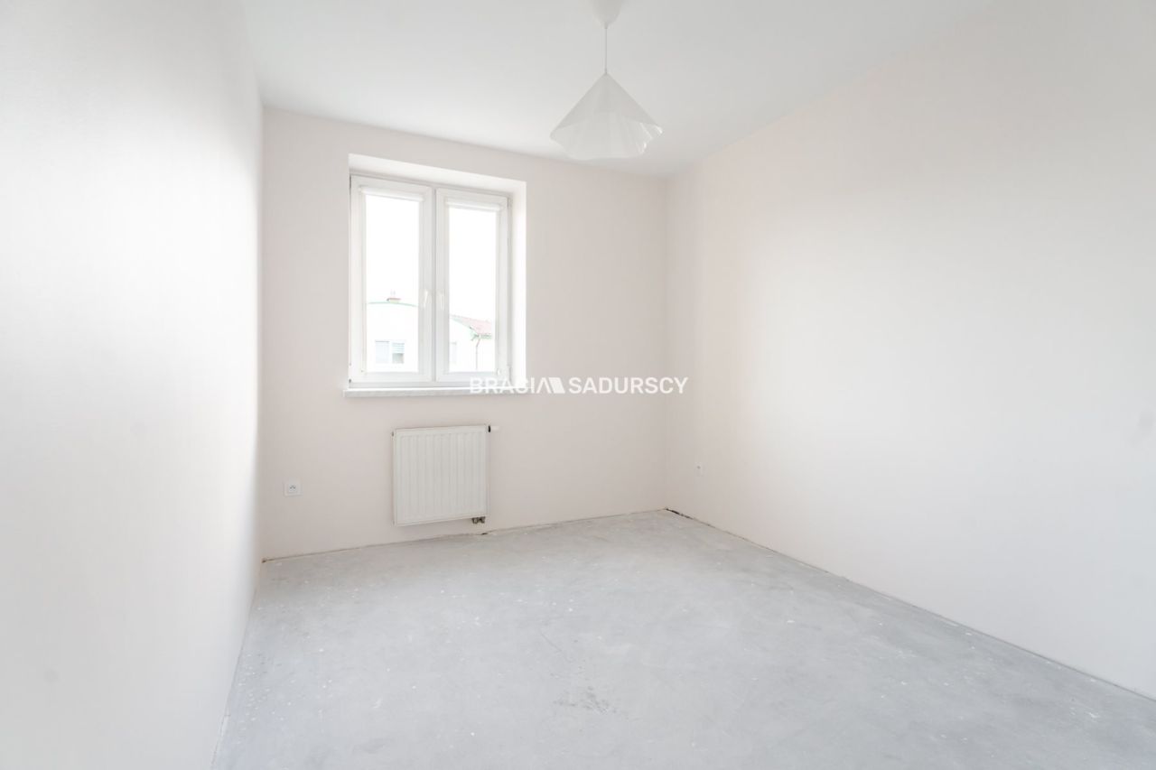 Mieszkanie 3-pokojowe Kraków, ul. Złocieniowa. Zdjęcie 4