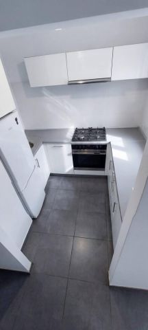 Mieszkanie 3-pokojowe Katowice Ochojec, ul. gen. Zygmunta Waltera Jankego. Zdjęcie 4