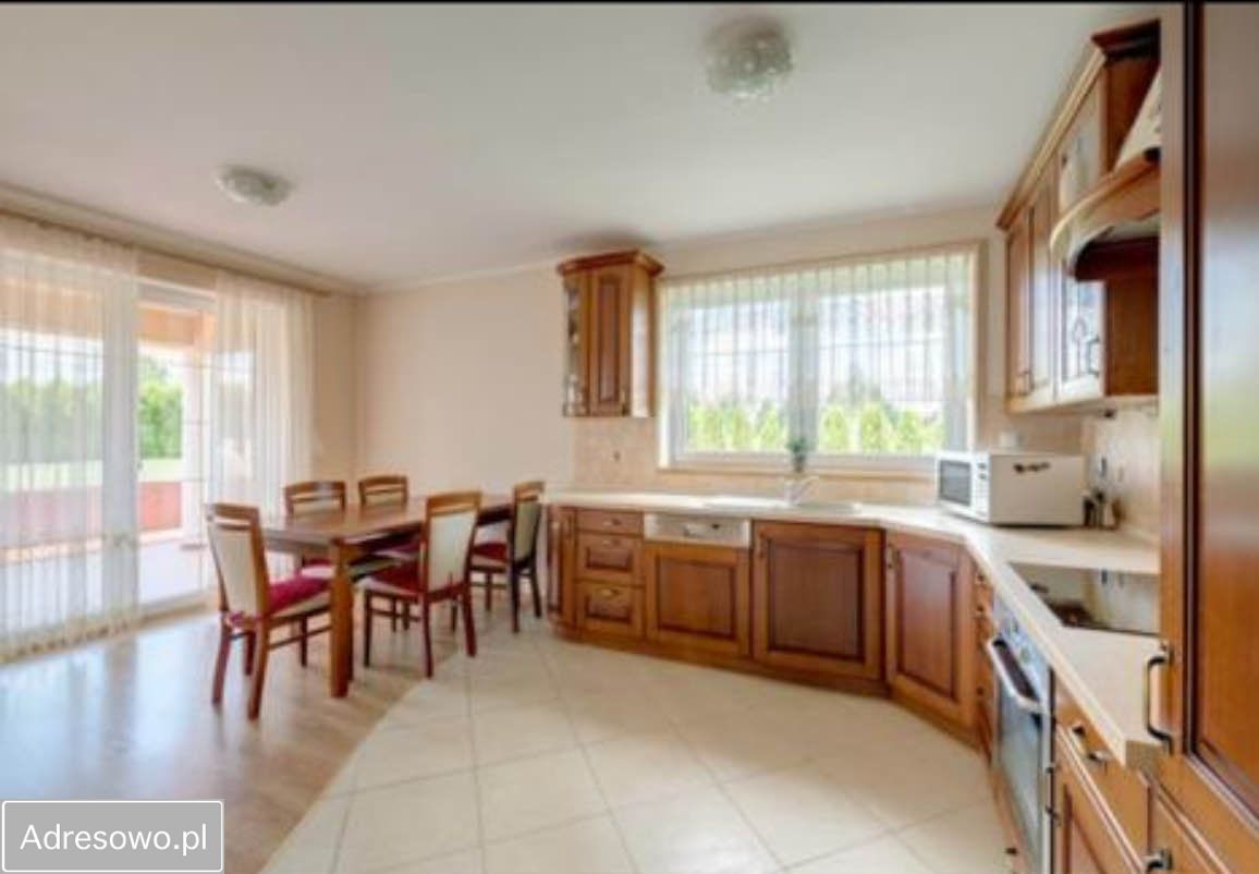 dom wolnostojący, 6 pokoi Malbork, ul. Feliksa Stamma. Zdjęcie 3