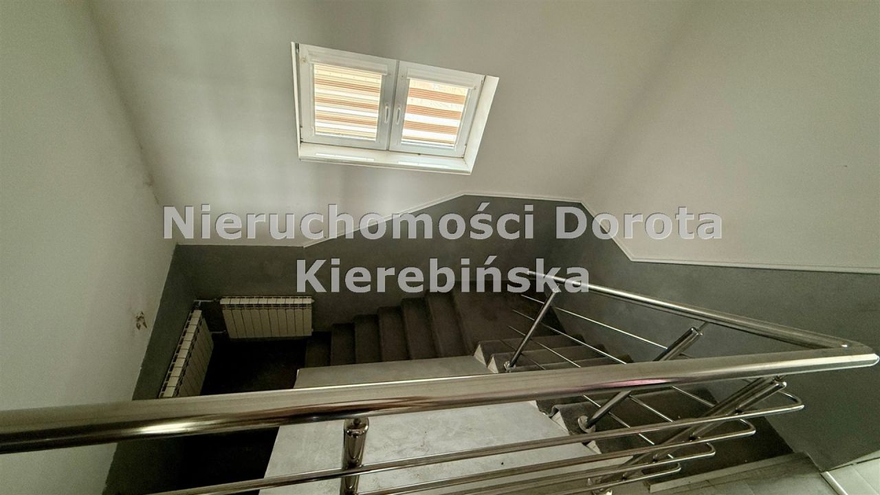 dom wolnostojący, 10 pokoi Tomaszów Mazowiecki. Zdjęcie 23