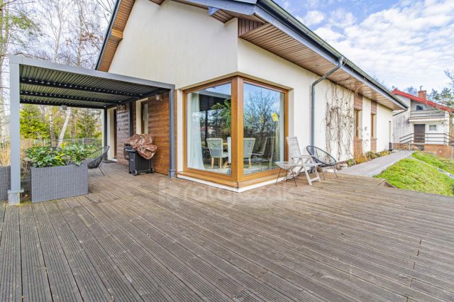 dom wolnostojący, 5 pokoi Kielno, ul. Storczykowa. Zdjęcie 2