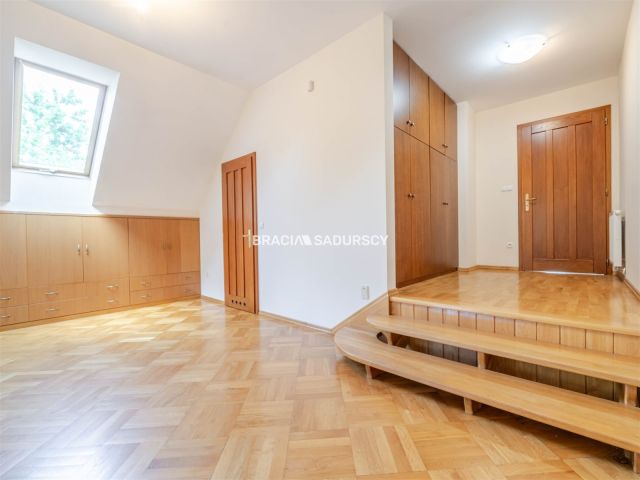 dom wolnostojący, 5 pokoi Zabierzów. Zdjęcie 22