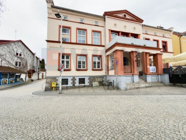 Mieszkanie 4-pokojowe Mikołajki, pl. Wolności. Zdjęcie 6