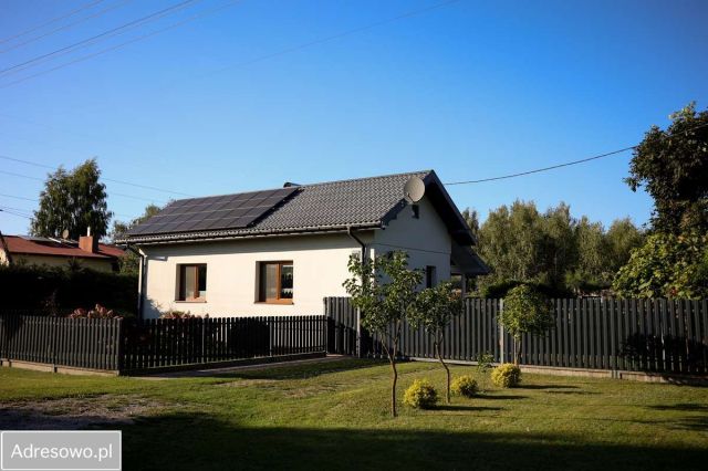 dom wolnostojący, 4 pokoje Wola Rakowa. Zdjęcie 1