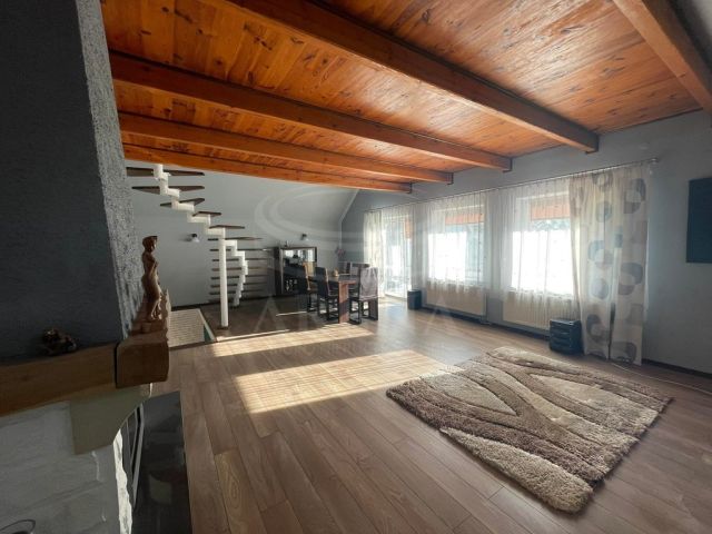 dom wolnostojący, 4 pokoje Niemce, ul. Leonów. Zdjęcie 1