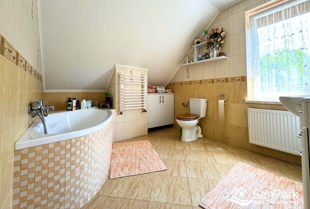 dom wolnostojący, 5 pokoi Lesko. Zdjęcie 15