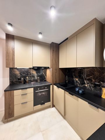 Mieszkanie 3-pokojowe Mysłowice Brzęczkowice, ul. Bernarda Wały. Zdjęcie 1