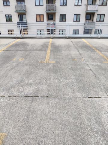 Garaż/miejsce parkingowe Ząbki Centrum, ul. Wiosenna. Zdjęcie 1