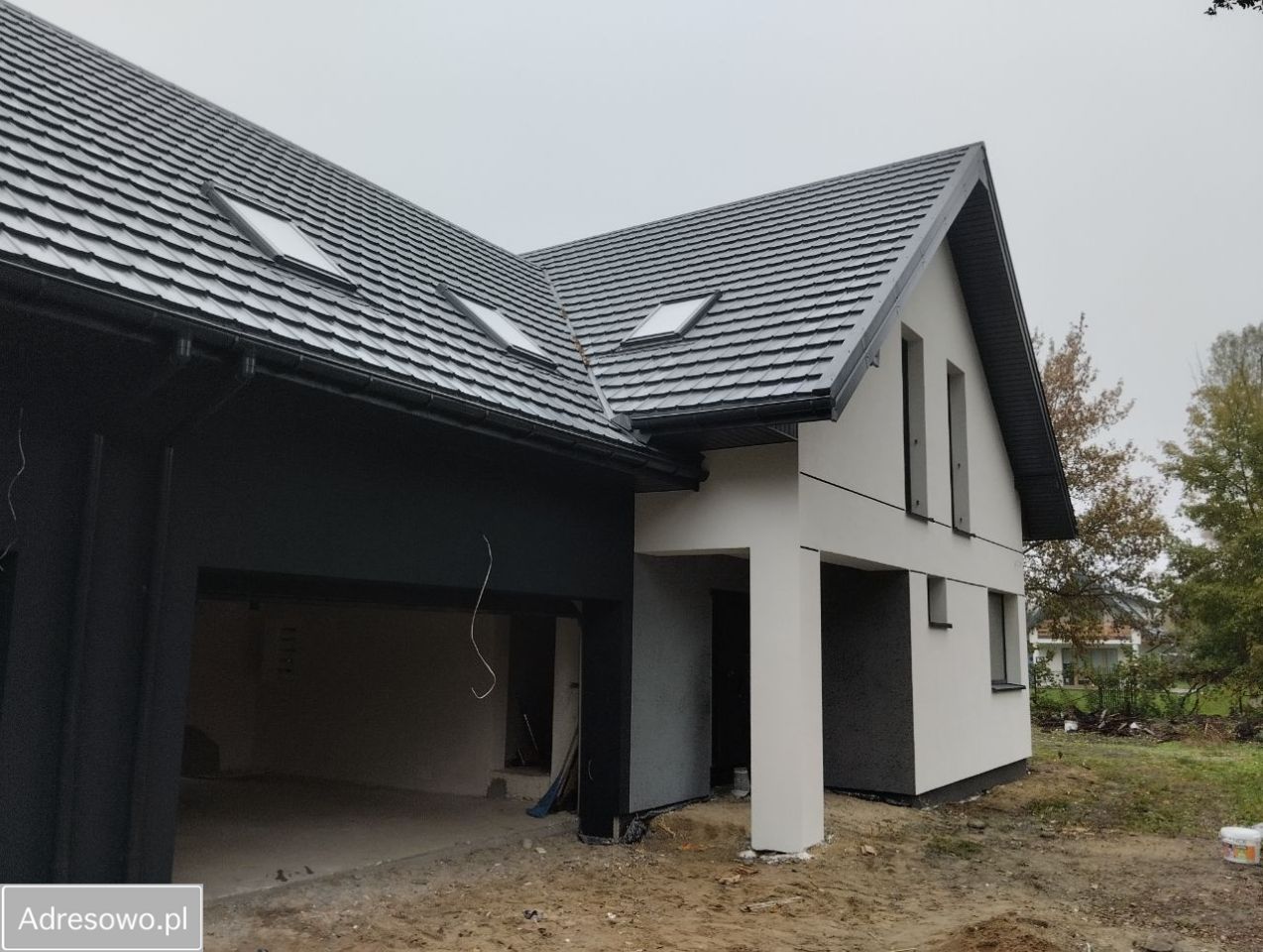 dom wolnostojący, 5 pokoi Piaseczno Zalesie Dolne, ul. Redutowa
