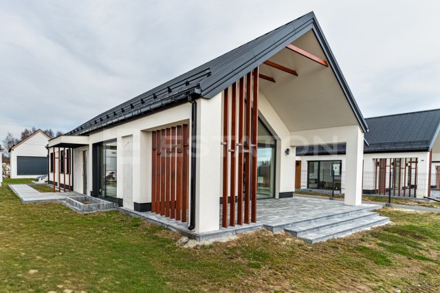 dom wolnostojący, 4 pokoje Bratkowice. Zdjęcie 15