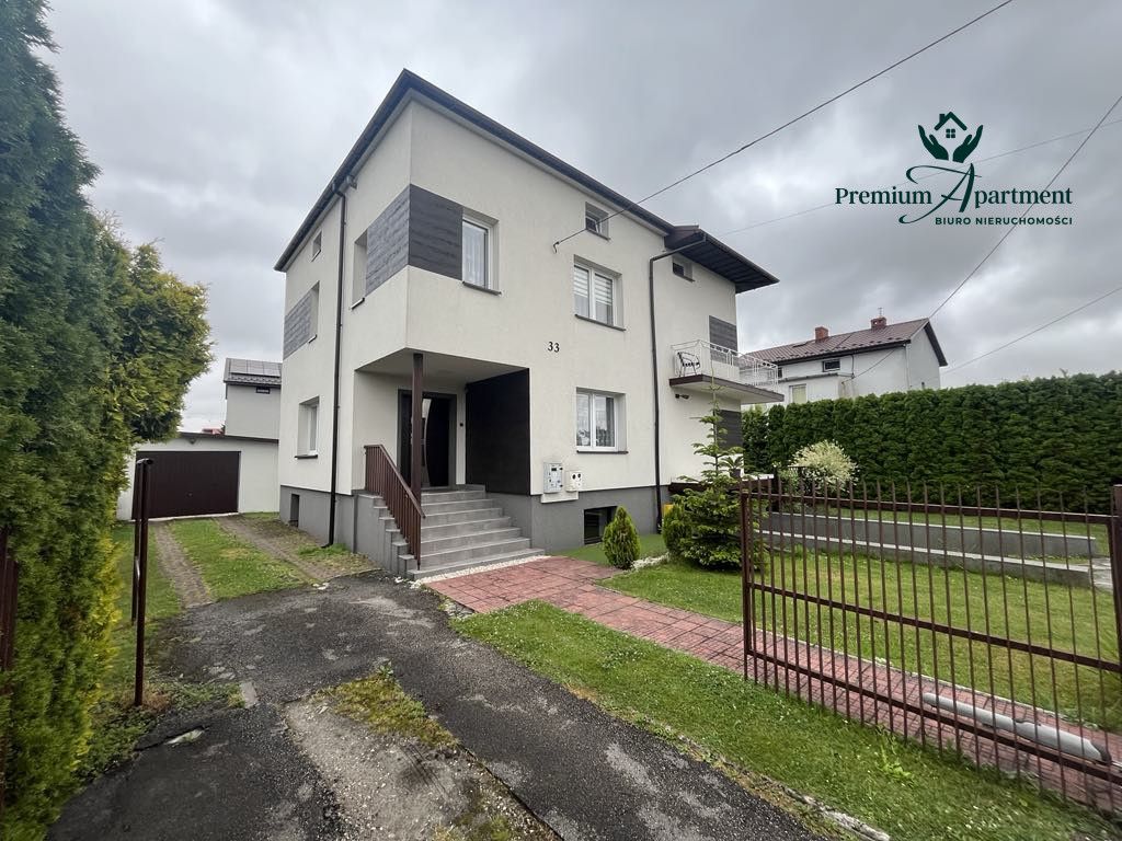 dom wolnostojący, 6 pokoi Jędrzejów, ul. Kadłubka. Zdjęcie 2