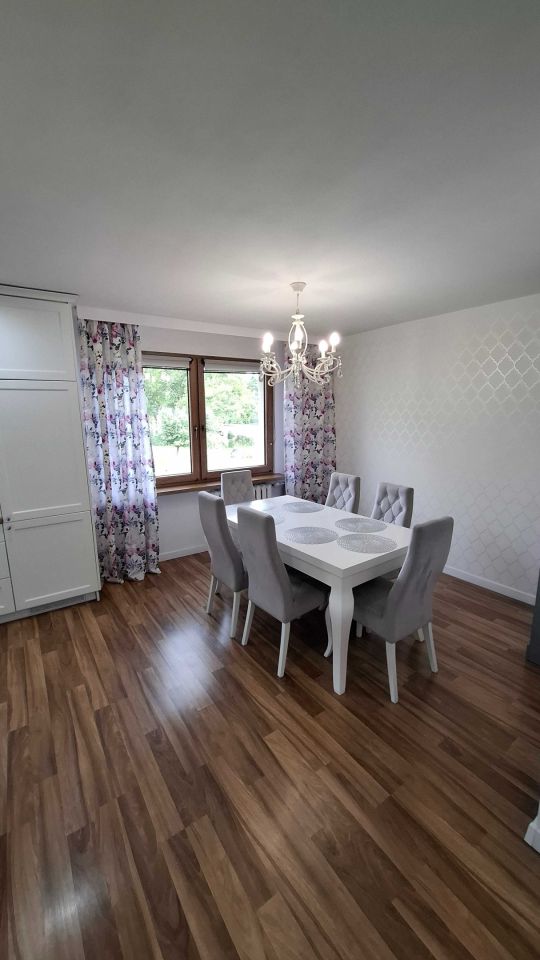 Mieszkanie 4-pokojowe Łazy, ul. Wyzwolenia. Zdjęcie 4