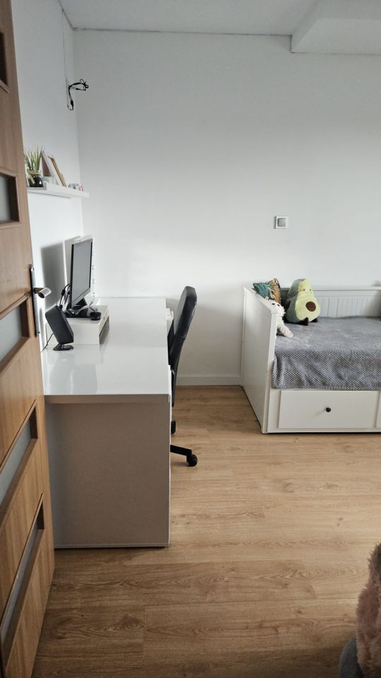 Mieszkanie 4-pokojowe Legnica Piekary Wielkie, ul. Hubalczyków. Zdjęcie 7