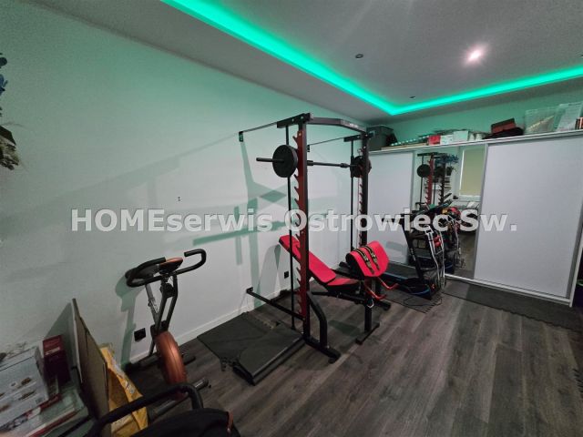 kamienica Ostrowiec Świętokrzyski Centrum, ul. Sławomira Czerwińskiego. Zdjęcie 16