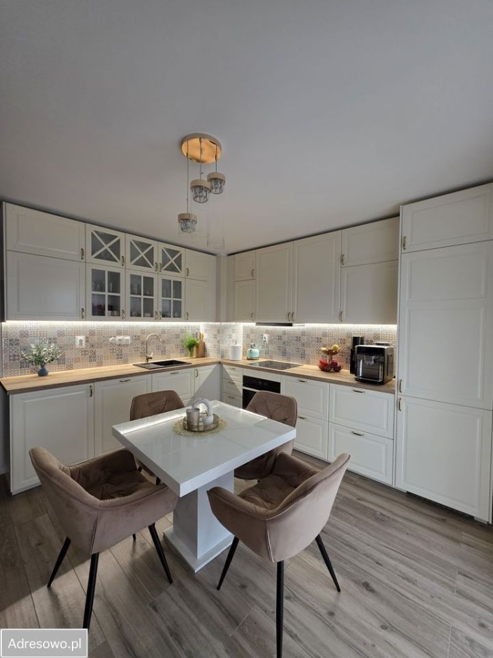 Mieszkanie 3-pokojowe Wieliszew, ul. ks. Jerzego Popiełuszki. Zdjęcie 3