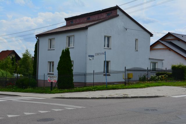 dom wolnostojący, 6 pokoi Starogard Gdański Centrum, ul. Bohaterów Monte Cassino. Zdjęcie 1