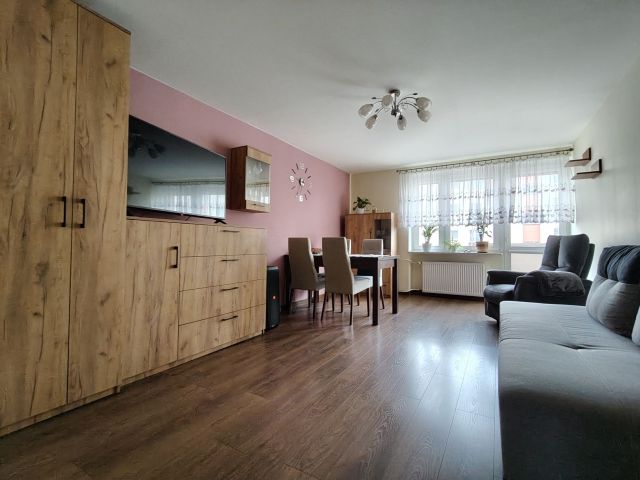 Mieszkanie 3-pokojowe Łask, ul. Jana Pawła II. Zdjęcie 1