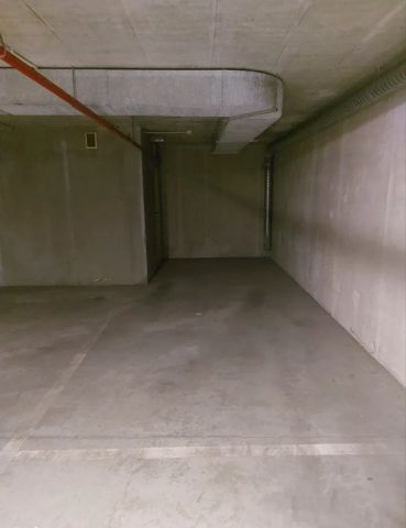 Garaż/miejsce parkingowe Kraków Krowodrza, ul. Bratysławska. Zdjęcie 4