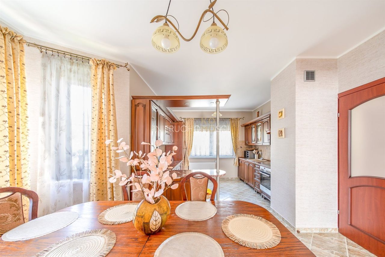 dom wolnostojący, 7 pokoi Brzeg Dolny. Zdjęcie 7