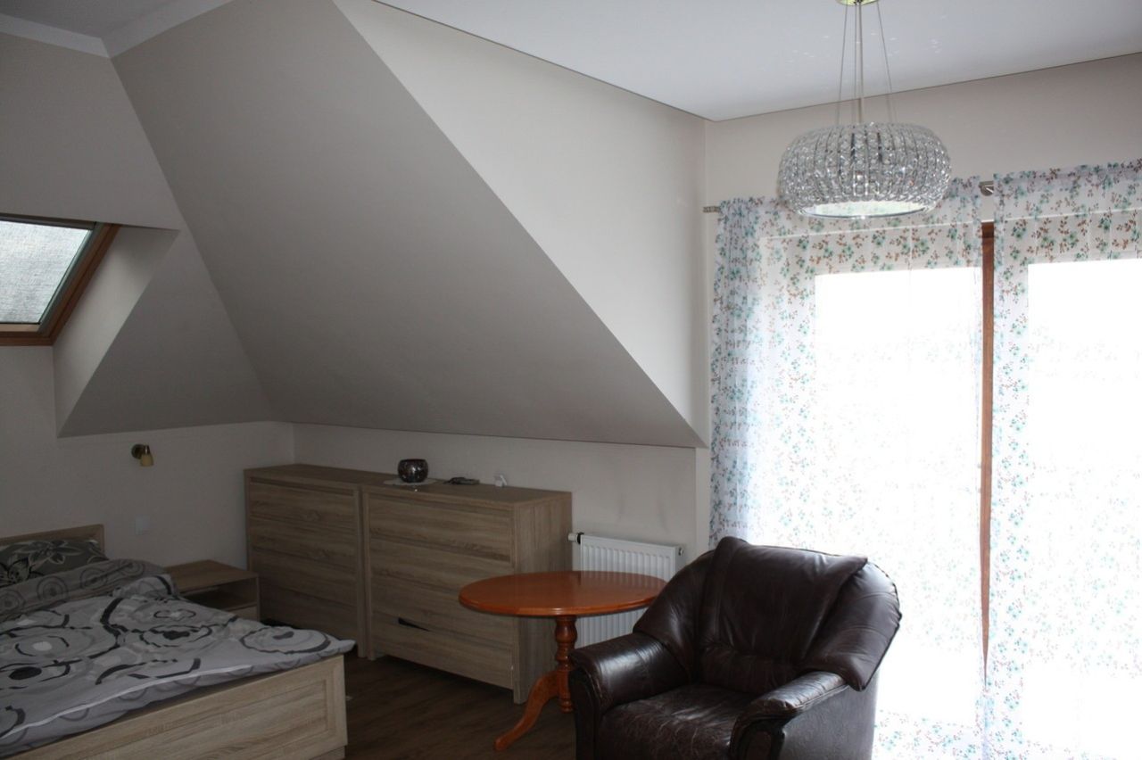 dom wolnostojący, 5 pokoi Mościszki. Zdjęcie 6