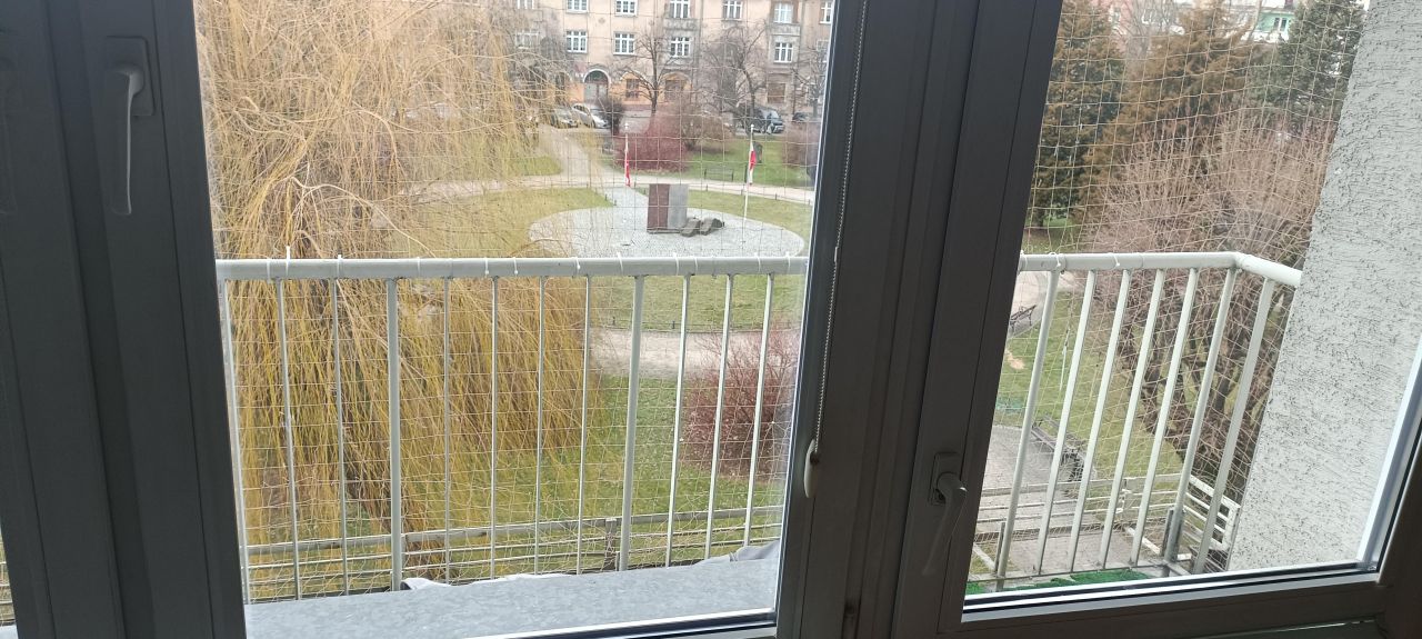 Mieszkanie 2-pokojowe Prudnik, pl. Wolności. Zdjęcie 2