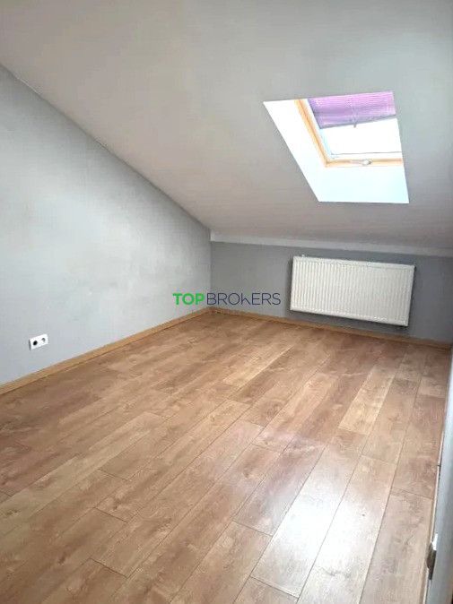 dom szeregowy, 9 pokoi Ząbki. Zdjęcie 5