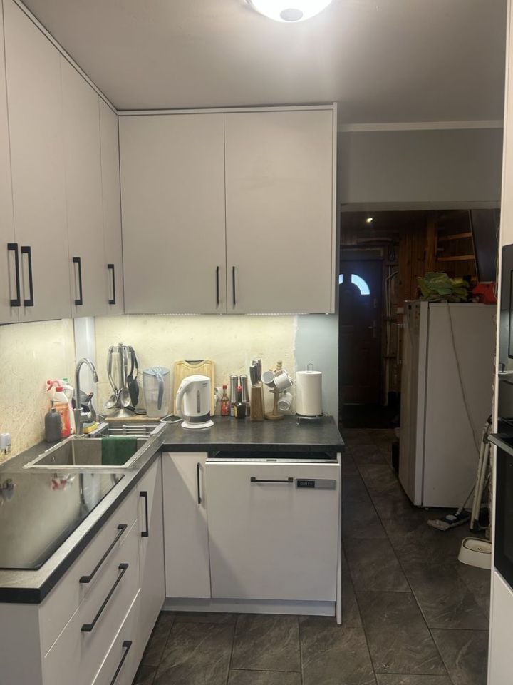 dom szeregowy, 4 pokoje Oparzno. Zdjęcie 3