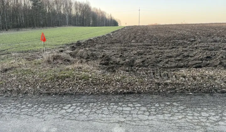 Działka budowlana Woźniki Czarny Las