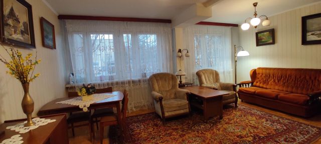 Mieszkanie 4-pokojowe Warszawa Wola, ul. Stawki. Zdjęcie 1