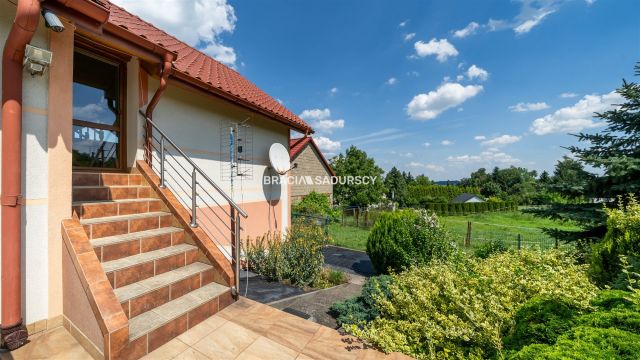 dom wolnostojący, 5 pokoi Grodkowice. Zdjęcie 9