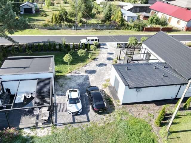 dom wolnostojący, 2 pokoje Bukowa. Zdjęcie 1