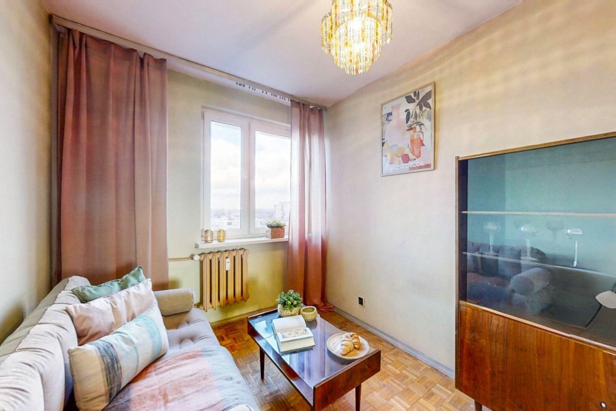 Mieszkanie 4-pokojowe Piotrków Trybunalski, ul. Juliusza Słowackiego. Zdjęcie 2