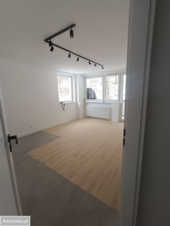 Mieszkanie 3-pokojowe Wałbrzych Stary Zdrój, ul. 11 Listopada. Zdjęcie 2