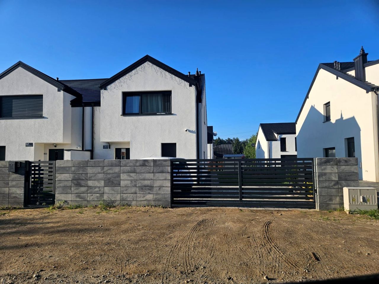 bliźniak, 4 pokoje Konin, ul. Krzemieniowa. Zdjęcie 1